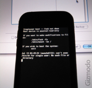 Illustration for article titled Video Confirms iPhone's Startup Problem, Has Easy Cure